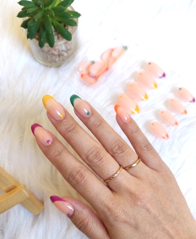 AVSAR Rainbow French Press ons nails